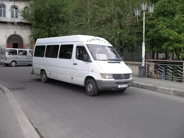 Такси кутаиси. Mercedes Sprinter 312d. Спринтер 312. Автобус 276. Маршрут 276.