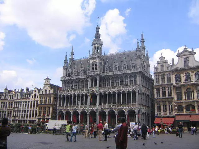 Descans a Brussel·les: consells útils per als turistes 14042_10