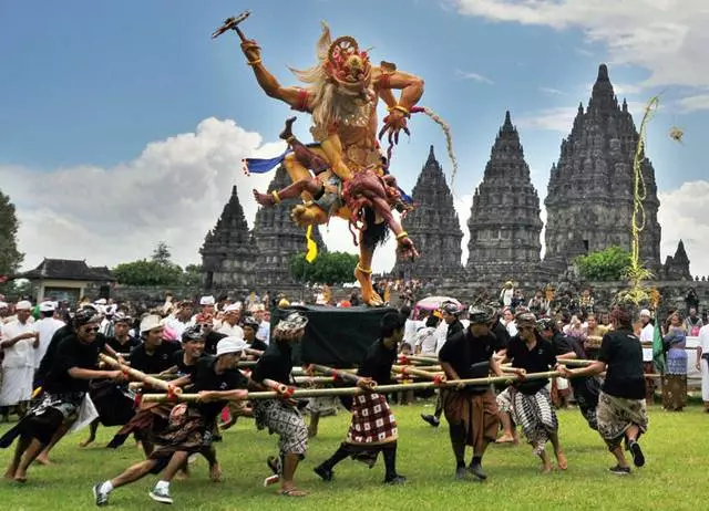 Um wie viel Uhr ist es besser, in den Feiertage in Denpasar zu gehen? 14096_5