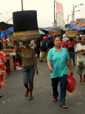 Tlhahisoleseling ea bohlokoa bakeng sa ba eang Denpasar 14110_2