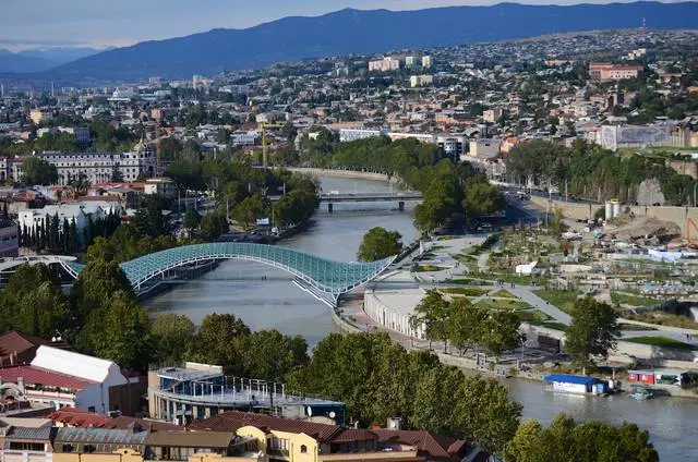 Co potřebujete vědět, že budete odpočívat v Tbilisi? 14219_11