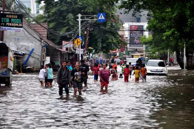 O le a le taimi e sili ai le malolo i Jakarta? 14334_8