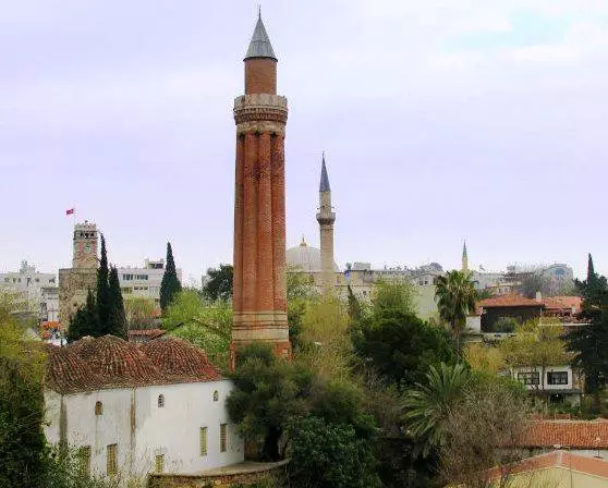 Apa yang patut dilihat di Antalya? Tempat yang paling menarik. 14907_2