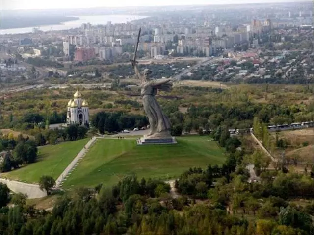 Maeneo ya kuvutia zaidi katika Volgograd.