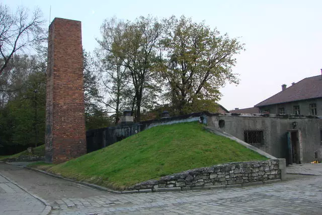 Auschwitz - tempat yang layak dikunjungi 15452_4