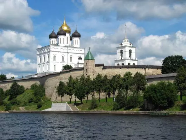 ಅಲ್ಲಿ pskov ಗೆ ಹೋಗಿ ನೋಡಲು ಏನು?