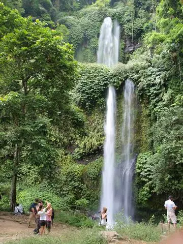 Làm thế nào để đưa mình vào kỳ nghỉ trên Lombok? 15566_12