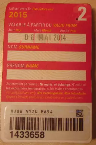 Парисын музейд зочлох талаар хэрхэн аврах вэ? 15769_2