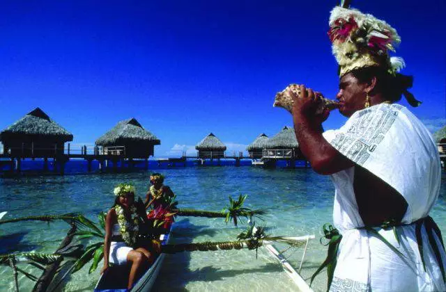 Por que os turistas elixen a Moorea?