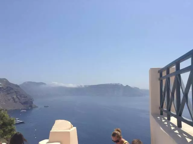 Kev ua hauj lwm zoo heev ntawm Santorini rau lub zoo meej honeymoon 15828_3