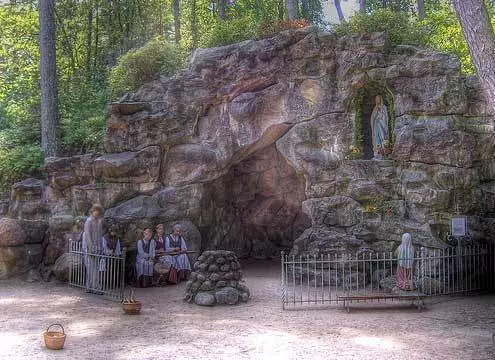 Reste avec des enfants à Lourdes: ça vaut la peine? 15865_3