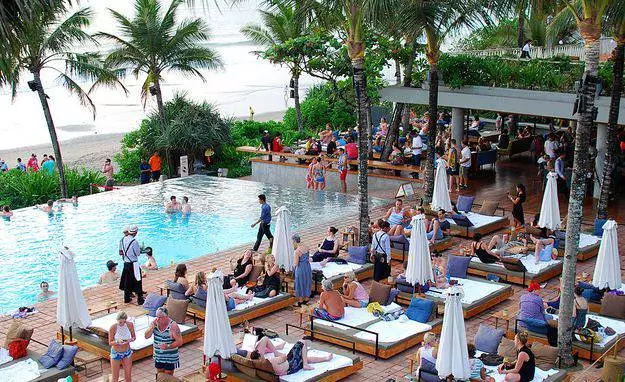 Seminyak இல் விடுமுறைக்கு உங்களை எடுப்பது எப்படி?