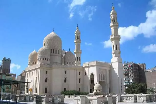 Tempat yang paling menarik di Alexandria. 16406_2