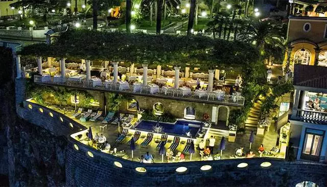 Sorrento'da rahatlamayı seçmek için otel nedir? 16476_8