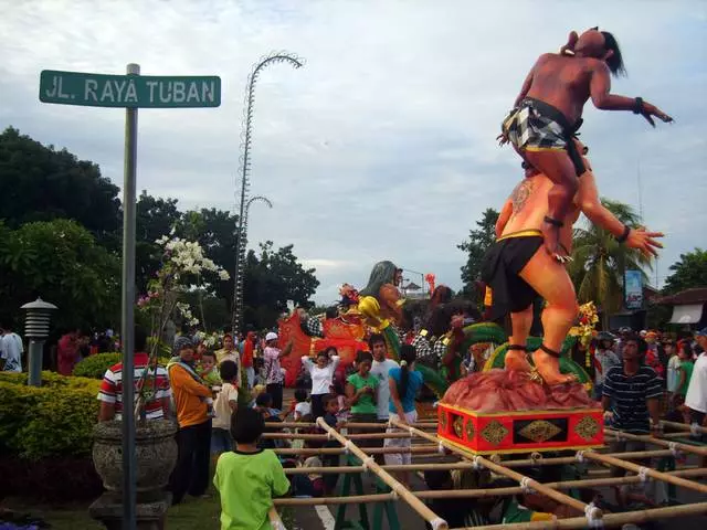 Características do descanso en Tuban 16718_2