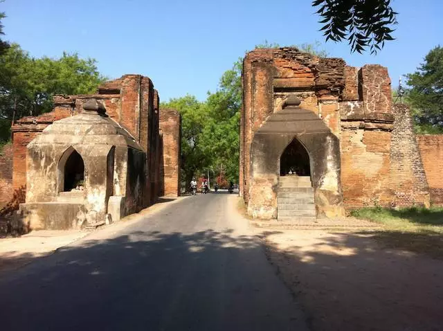 Quels endroits intéressants devraient être visités à Bagan? 16984_4