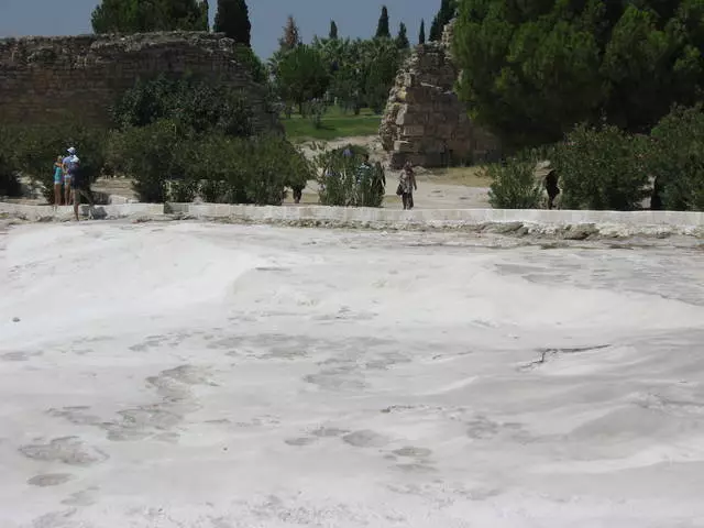 Ζεστούς και ηλιακούς κώνους 17015_3