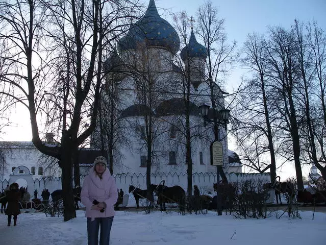 Jam sabaraha langkung saé pikeun liburan di Suzdal?