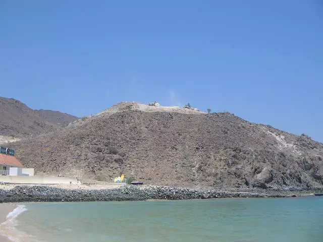 Teluk dua rahang. Corfaccan, UAE. 17744_3