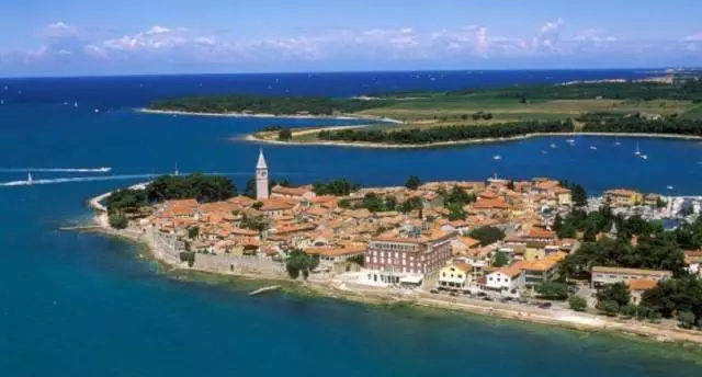 Zakaj turisti izberejo Novigrad?