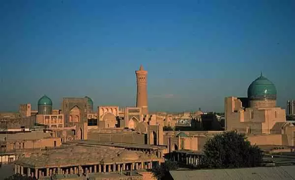 O que é o hotel para optar por relaxar em Bukhara?