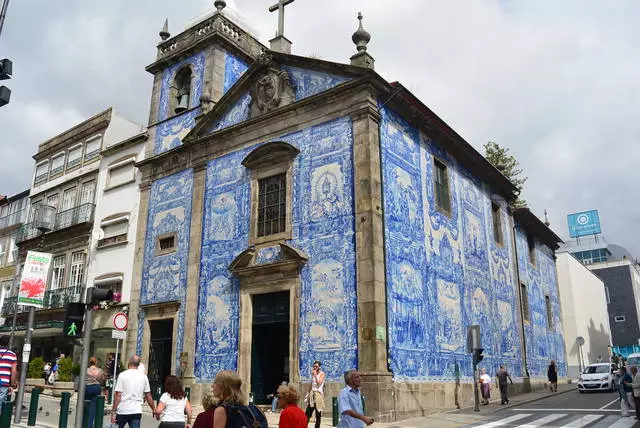 Porto - ibimọ ti ibudo ti o dara julọ ati Agquuu Azula. 18713_2