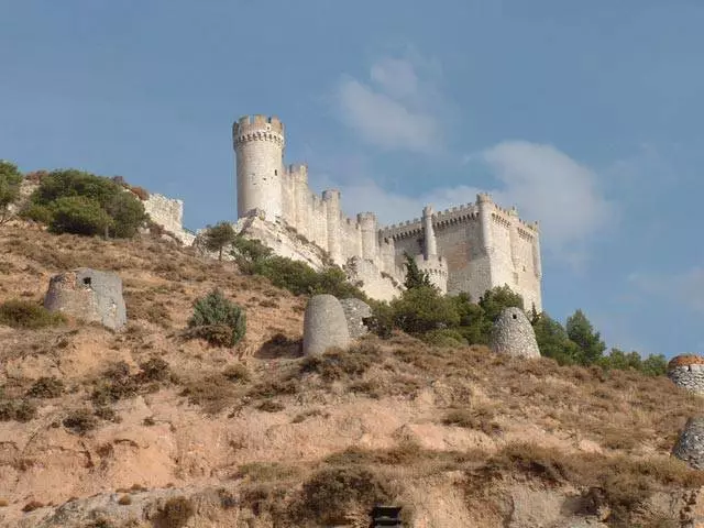 Fejn tmur il-Burgos u x'għandek tara? 18875_3