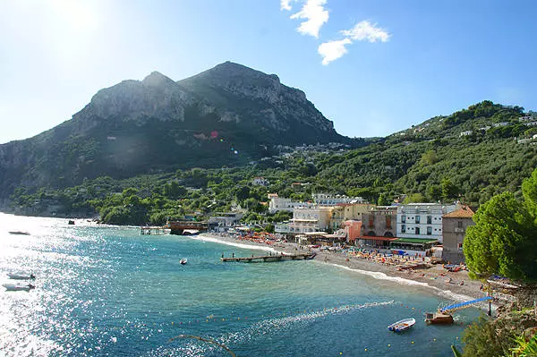 Beaches Sorrento. 19054_2