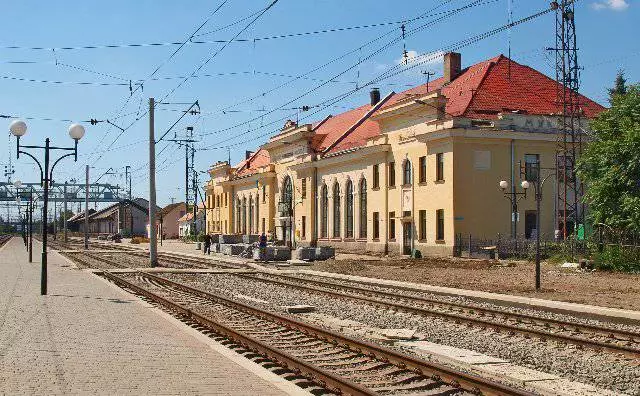 Atpūta Mukachevo: kā tur nokļūt? Izmaksas, ceļojuma laiks. 19254_1