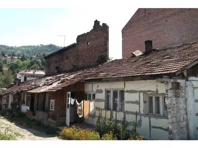 Sarajevo, man lle cafodd pobl o wahanol gredoau a diwylliannau ffordd o fyw gyda'i gilydd 19317_3