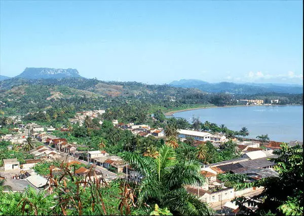 Por que os turistas elixen a Baracoa?