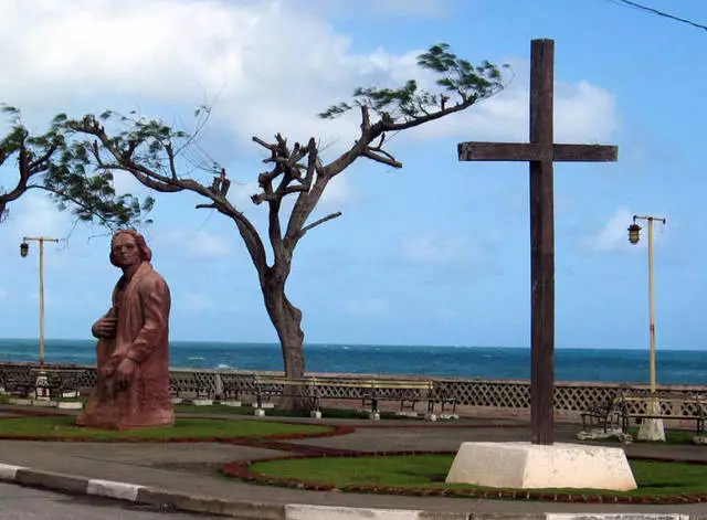 Nahoana ny mpizahatany no misafidy baracoa? 19345_2