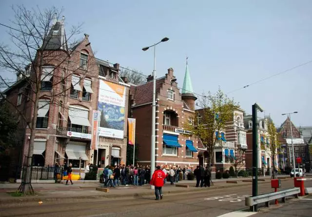 Apa yang menarik untuk melihat Amsterdam? 19497_4