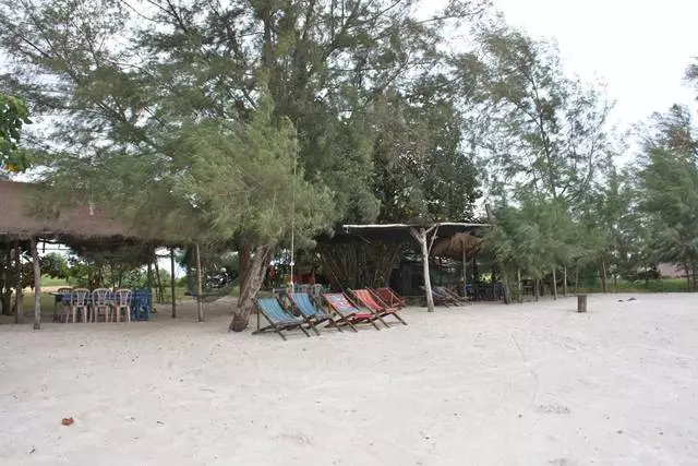 Rehat di Koh Kong: Di mana makan dan berapa kosnya? 19876_3