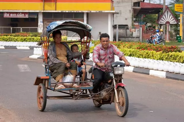 Nghỉ ngơi ở Pakse: Làm thế nào để có được và làm thế nào để di chuyển xung quanh thành phố? 19993_3