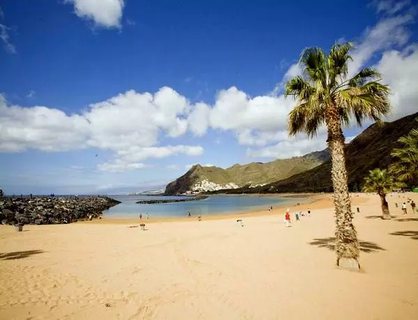 ¿Cómo tomarse de vacaciones en Tenerife?