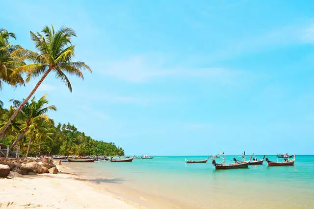 Unsa man ang kinahanglan nimo nga mapaabut gikan sa pahulay sa Bang Tao Beach?