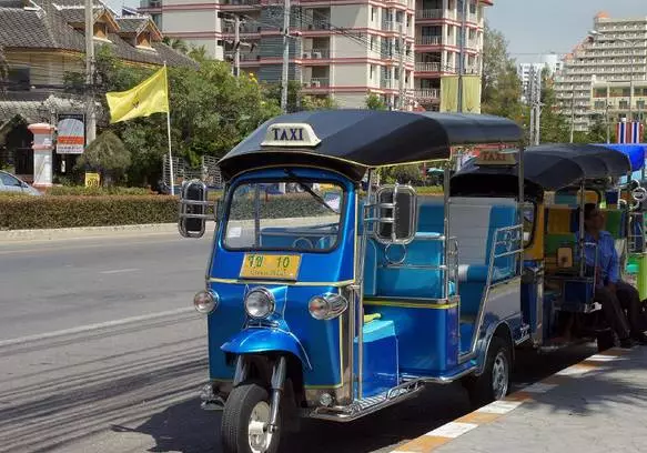 Helligdager i Hua Hin: Hvordan komme seg dit? Kostnad, reisetid, overføring. 20987_3