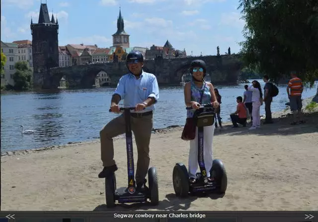 Chuyến tham quan thú vị ở Prague 2109_3