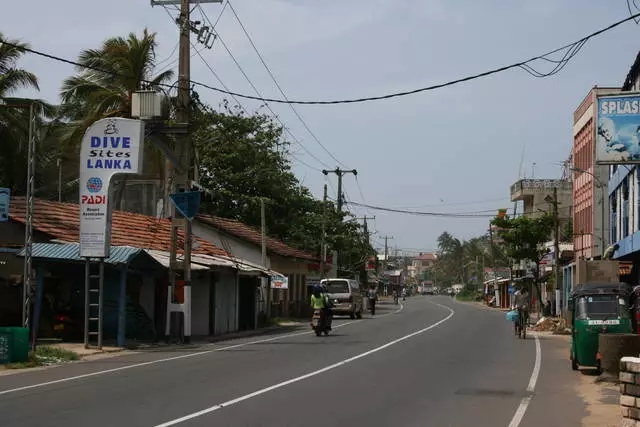 Unsa man ang kinahanglan nga gipaabut gikan sa pahulay sa Hikkaduwe? 21408_2