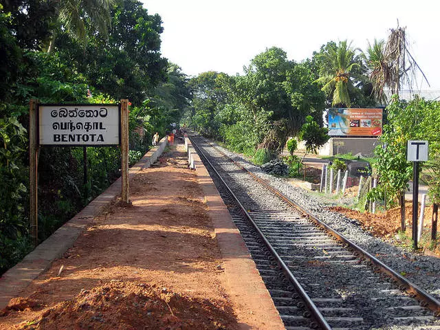 Naon anu anjeun kedah ngarepkeun ti istirahat di Benton? 21521_11