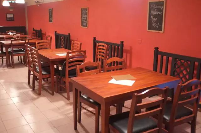 Food in Dechivala-Mount Lavinia: prices, where to eat? 21552_8