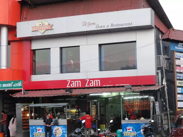 Makanan di Trivandrum: Kery Dapur Fitur, Apa yang Harus Diobati Dan Di Mana Makan? 21698_27