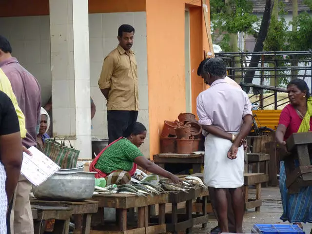 Ukuthenga eTrivandrum: Kukuphi futhi kufanele uthenge kuphi?