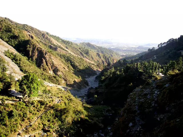 Τι πρέπει να περιμένετε από το υπόλοιπο στη Dharamsala;