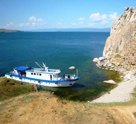 Solar ngubur, danau anu unik baikal sareng pusat pikeun buddhism Rusia - Ivolginsky Dats 22078_2