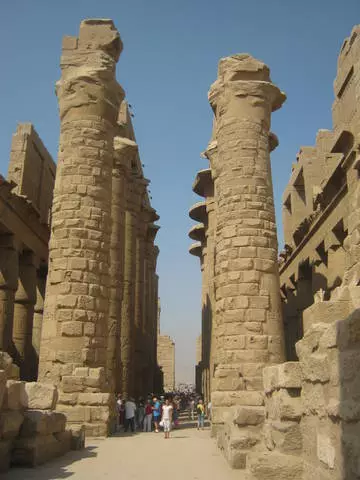 Luxor - Karnak tempelj, Pharaonska dolina, HATSHEPSUT tempelj, Ken. Vredno je videti! 22118_3