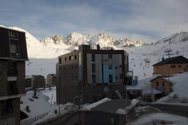 Le montagne migliori possono essere solo montagne innevate! 22371_1