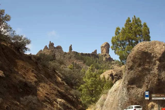 Vad är den tillfälliga huvudstaden på Kanarieöarna Gran Canaria?