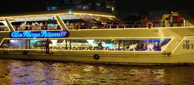 What excursions worth visiting in Bangkok? Where better to buy excursions?